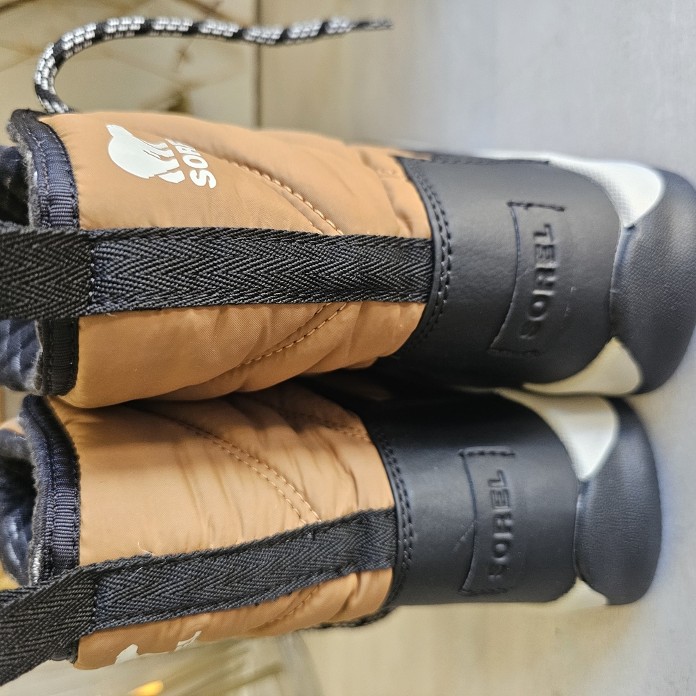 Sorel Brown and Black Winter Boots